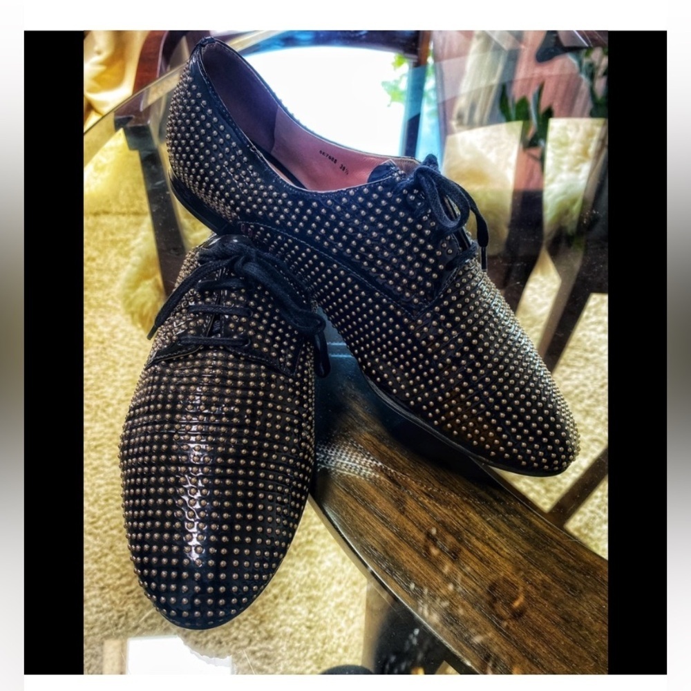 ✨Miu Miu Studded Flats ✨